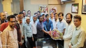 পেশাজীবী দলের ঢাকা উত্তর কমিটির নেতাদের সঙ্গে কেন্দ্রীয় নেতাদের মতবিনিময়