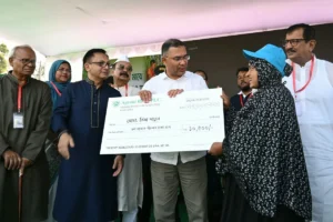 ৩৯ হাজার আখচাষিকে প্রণোদনা দিলেন প্রধানমন্ত্রী