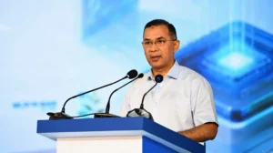 সবার জন্য বাংলাদেশ গড়ে তুলতে যুবকদের এগিয়ে আসতে হবে : প্রধানমন্ত্রী