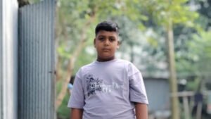 সাভারে ভুল চিকিৎসায় ১১ বছর বয়সী শিশুর মৃত্যু, হাসপাতাল ভাঙচুর