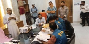 ফরিদপুর মেডিকেলে দুদকের অভিযানে কোটি টাকার দুর্নীতির প্রমাণ