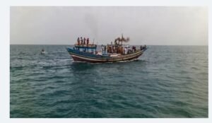 মাছ ধরার নৌকায় করে মিসাইলসহ অন্যান্য অস্ত্র আনছে হুথিরা